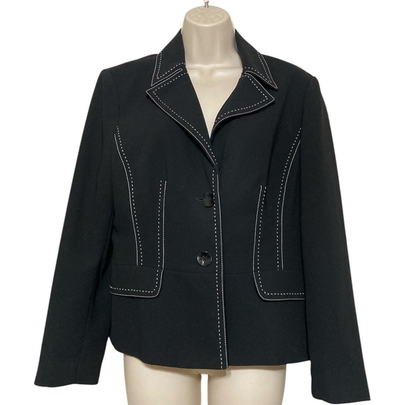 Black jacket with white contrast stitching size P12 - Picture 2 of 13